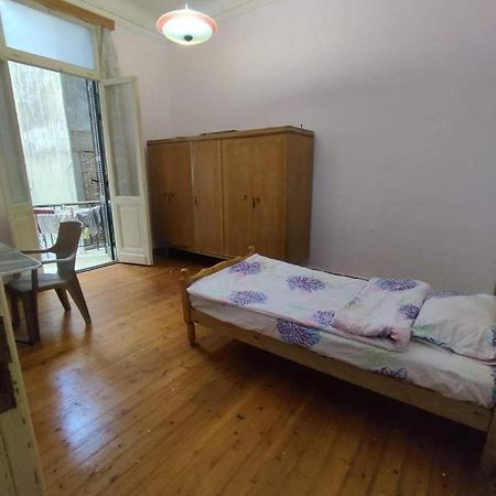 Room No5 A Private Room With Balcony For Men Only And No Ladies Allowed غرفة خاصة للرجال فقط ممنوع السيدات Alexandrië Buitenkant foto
